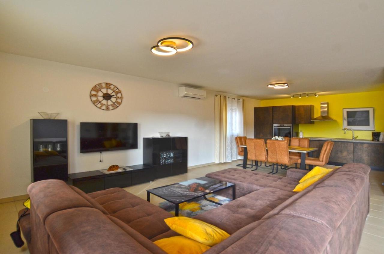 Emilio Apartma